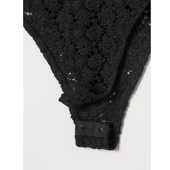 H&M Black Sleek Lace Bodysuit - Picture 2 of 4